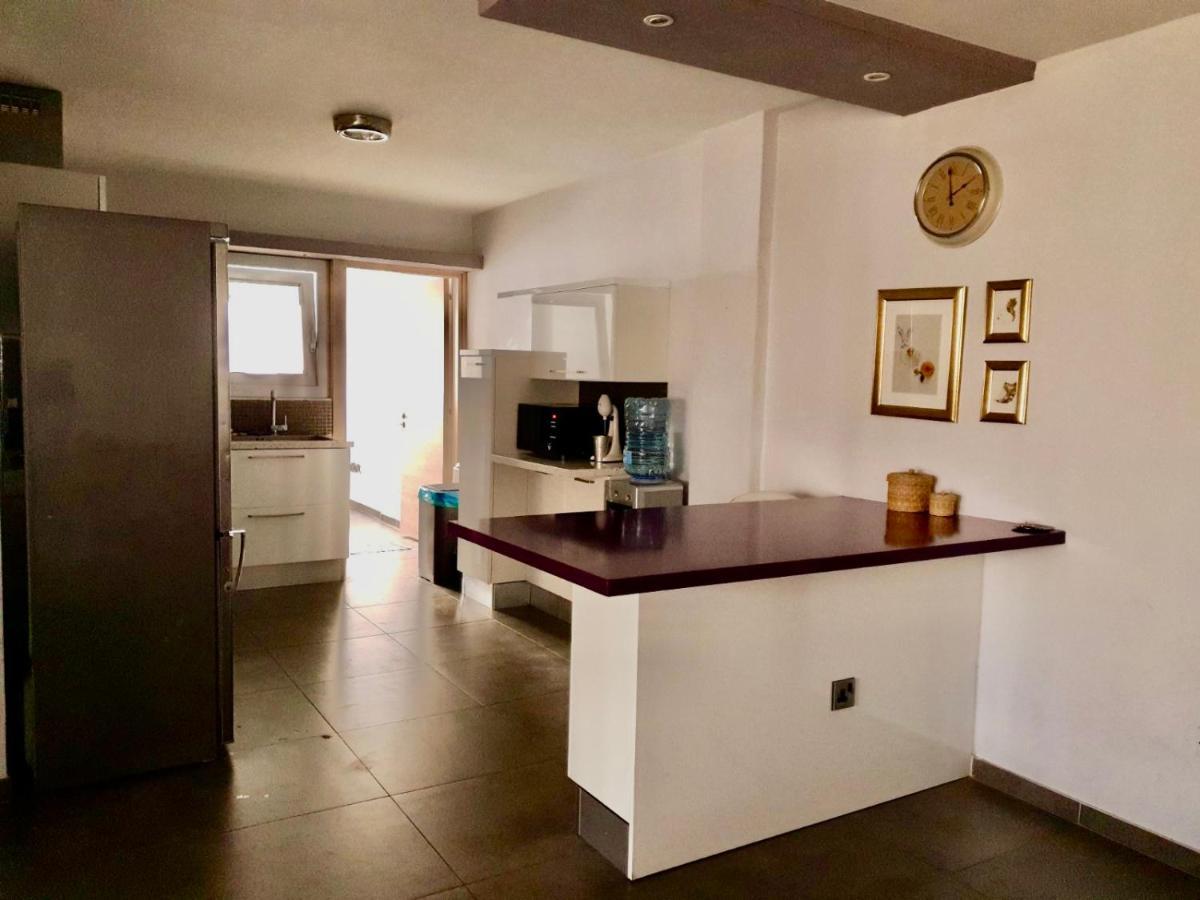 2-Bedroom Appartment In Center Nicosia Exterior photo