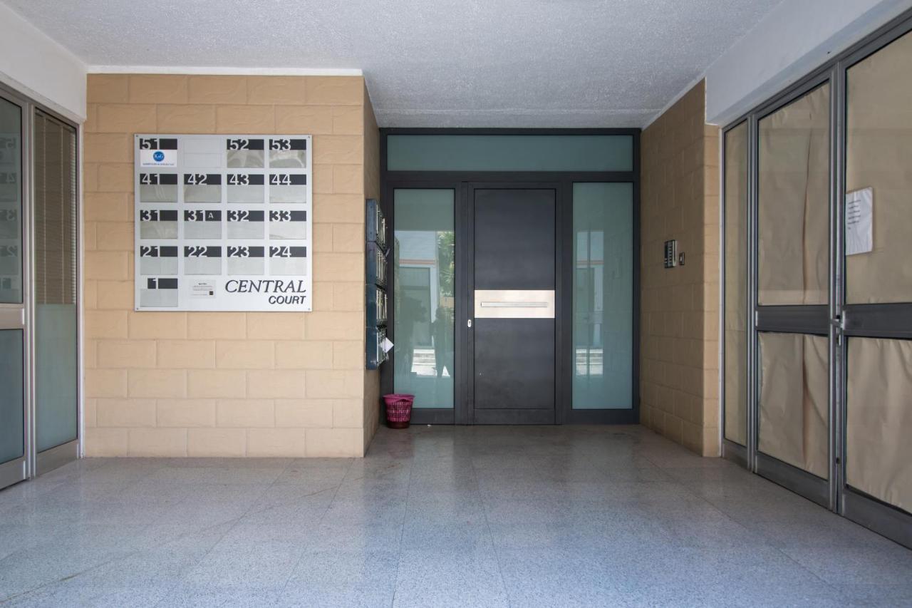 2-Bedroom Appartment In Center Nicosia Exterior photo